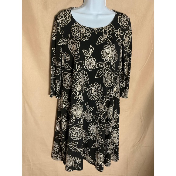 Nina Leonard Dresses & Skirts - Nina Leonard Dress Womens Small Black Floral 3/4 Sleeve Excellent Scoop Neck